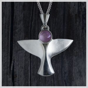 Wings amethyst pendant