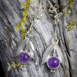 Wanderer's Flower amethyst earrings