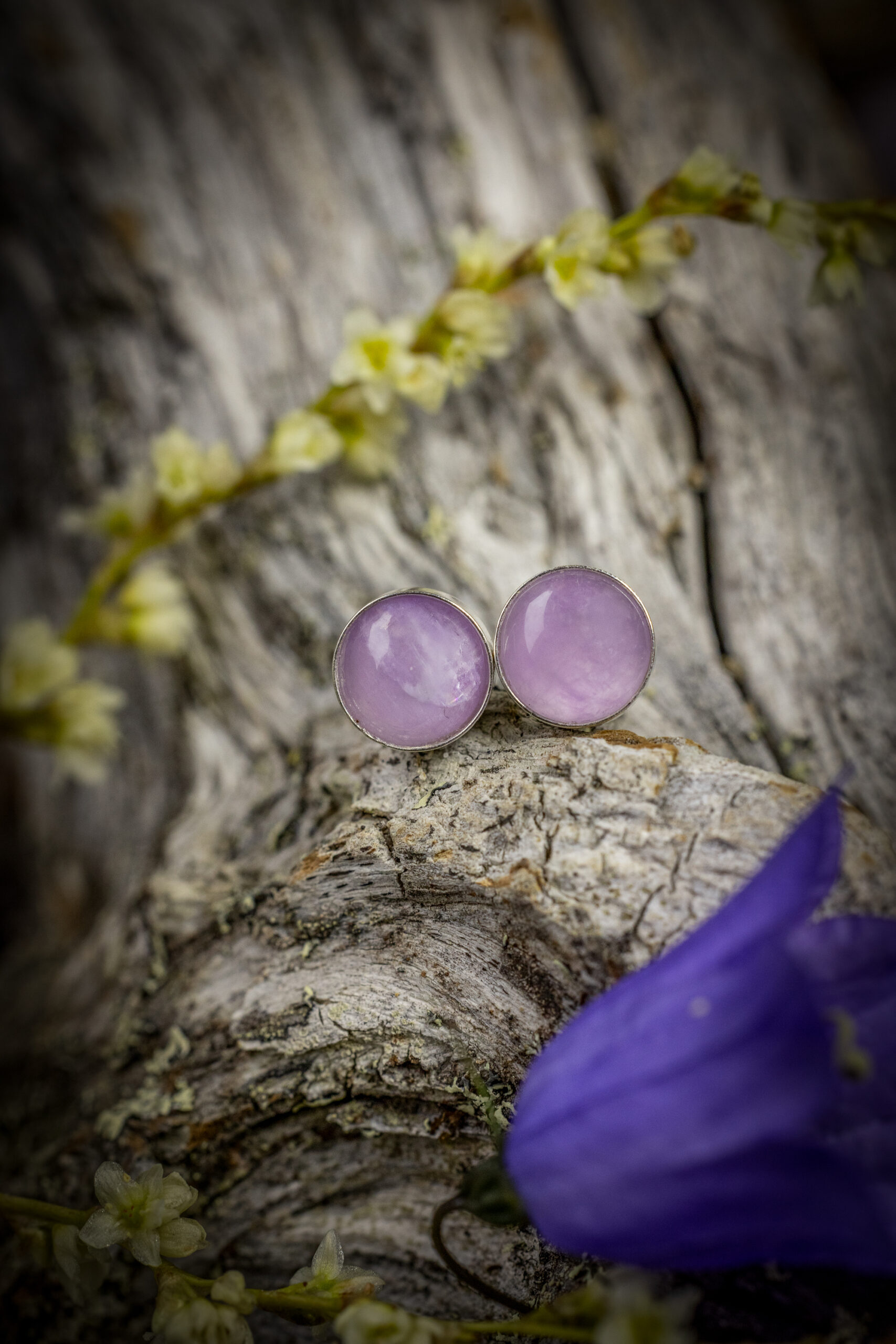 Dew drop amethyst earrings 8mm